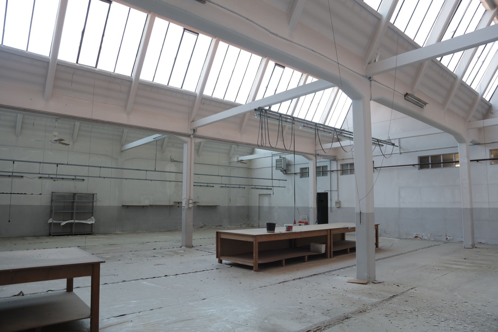 Illustrative commercial property, not an Albert Wang listing